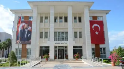 İçişleri Bakanlığı, Muğla’nın Köyceğiz ilçesinde sahipsiz sokak köpeklerinin saldırısına uğrayan