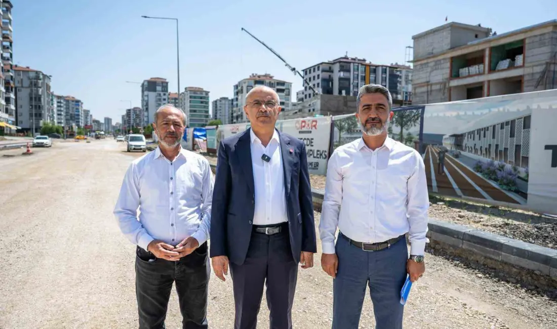 Malatya Büyükşehir Belediye Başkanı Sami Er, şehir merkezinde yeni açılan