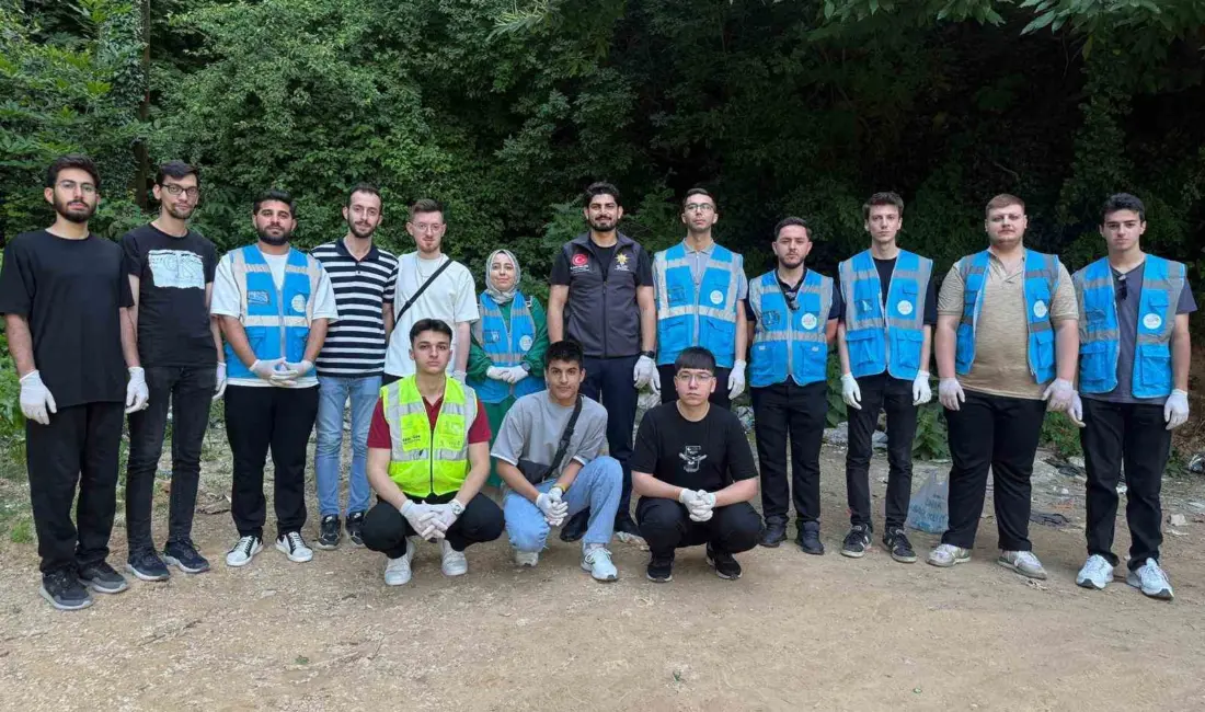AK Parti Osmangazi İlçe Gençlik Kolları, Çevre Haftası kapsamında doğaya