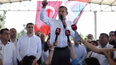 Cumhuriyet Halk Partisi (CHP) Meclis Grup Başkanı Özgür Özel, “Mutlak