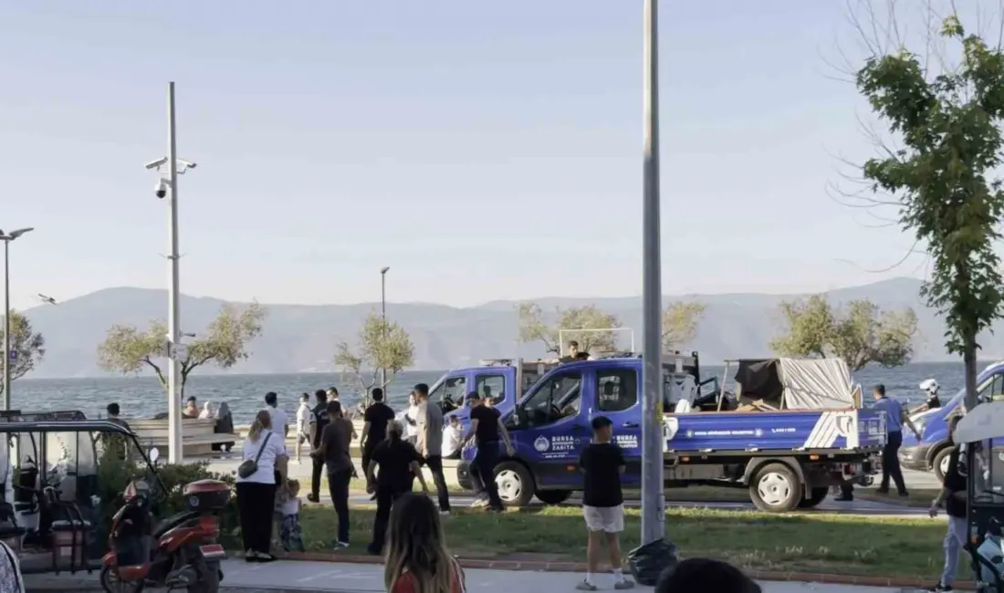 Bursa’nın Mudanya ilçesi sahil bandında zabıta ekiplerince denetim gerçekleştirildi. Edinilen