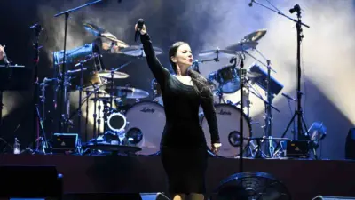 Türk rock müziğinin güçlü sesi Şebnem Ferah, 6 yıllık aranın