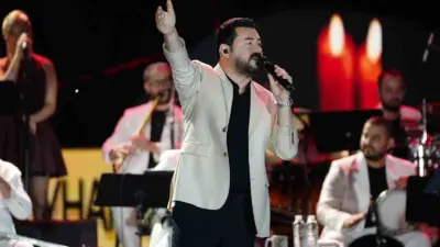 Manisa Kültür Yolu Festivali’nde sahne alan ünlü sanatçı Serkan Kaya,