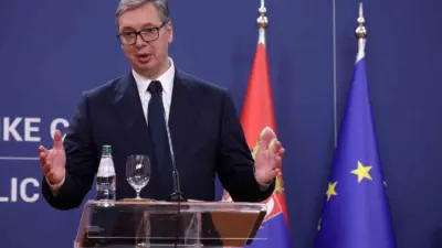 Sırbistan Cumhurbaşkanı Aleksandar Vucic, yakında istifa etmeyi planladığını ve başbakanlığa