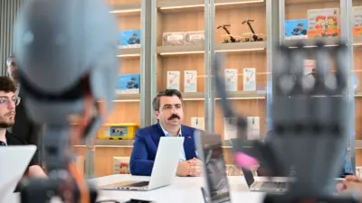 Bursa’da Yıldırım Belediyesi Yapay Zeka ve Teknoloji Merkezi, gençlerin dijital