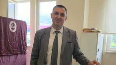Bursa’nın Gemlik ilçesi Doktor Ziya Kaya Mahallesi’nde 4 adayın yarıştığı