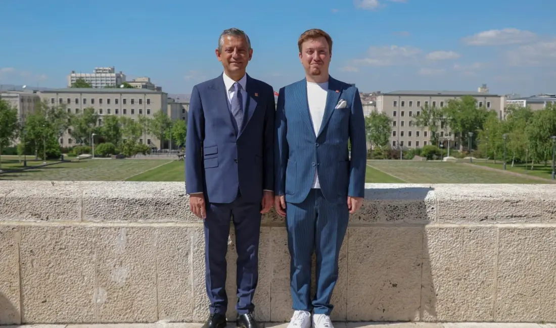 CHP İnegöl İlçe Yönetim Kurulu Üyesi Onur Atılgan, sosyal medya
