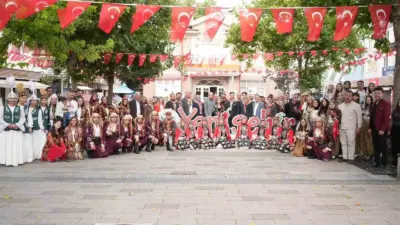 Yenişehir ve Keles belediyelerinin ortaklaşa düzenlediği Nilüfer Hatun Gelin Uğurlama