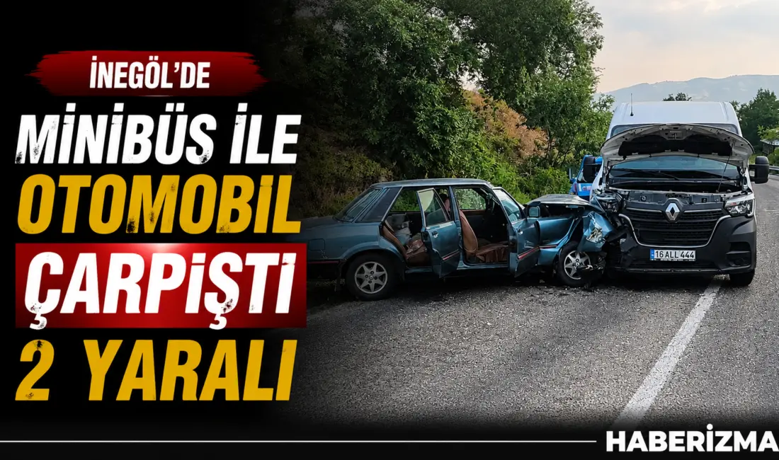 Bursa’nın İnegöl ilçesinde meydana gelen kazada minibüs ile otomobil çarpıştı: