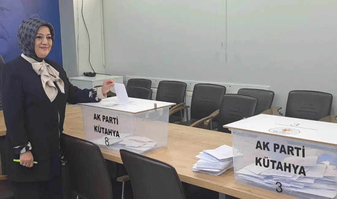 AK Parti Kütahya Merkez İlçe Başkanlığı için temayül yoklaması gerçekleştirildi.