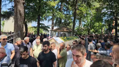 Yalova’nın Çınarcık ilçesinde meydana gelen trafik kazasında hayatını kaybeden çift,