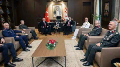 KKTC Cumhuriyet Meclisi Başkanı Ziya Öztürkler, Milli Savunma Bakanı Yaşar