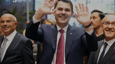 Bakan Murat Kurum, yeniden inşa edilen Malatya Bakırcılar Çarşısı'nın açılışını
