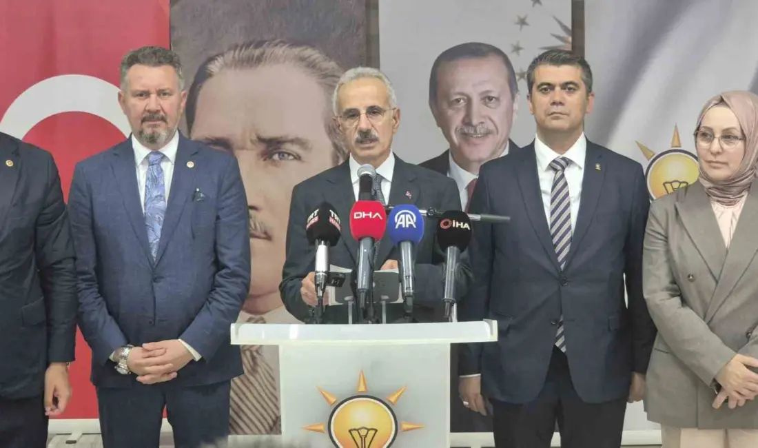 Ulaştırma ve Altyapı Bakanı Abdulkadir Uraloğlu, Halkalı-Kapıkule Hızlı Tren Projesi’nin