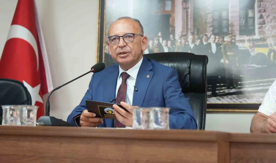 Manisa’nın Turgutlu Belediye Başkanı Çetin Akın, altyapı yatırımları için siyasi