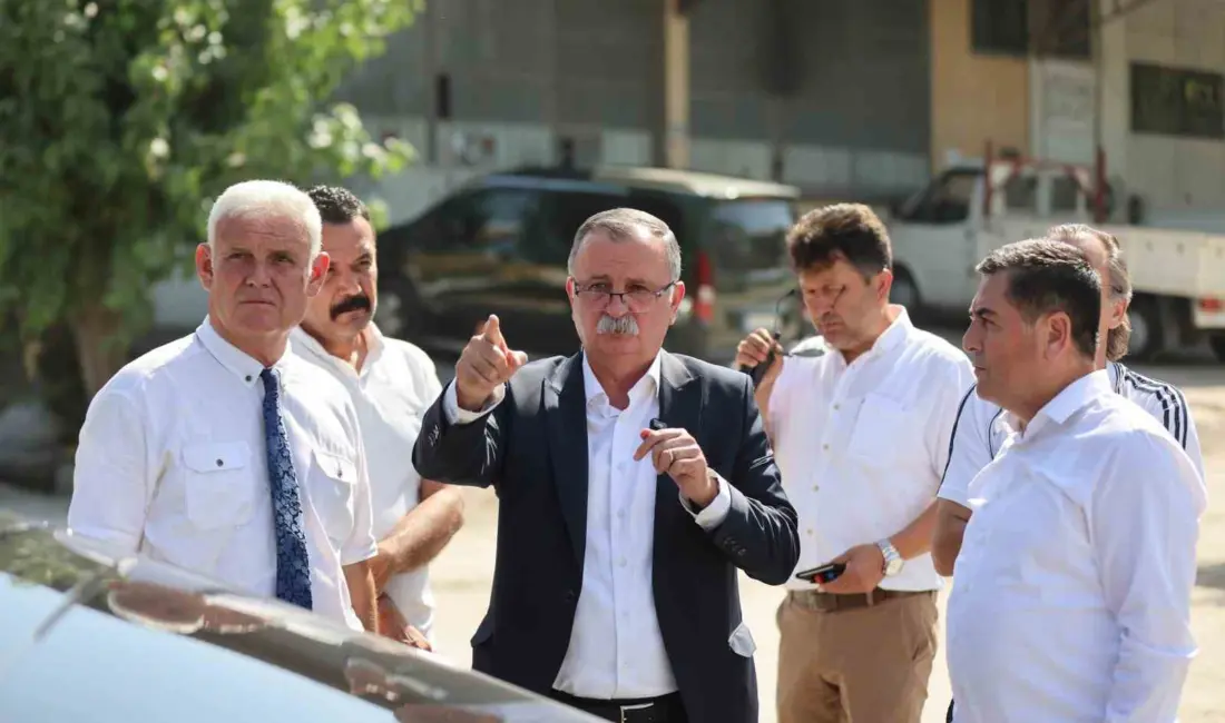 Yunusemre Belediye Başkanı Semih Balaban, Küçük Sanayi Sitesi’nde oda başkanları