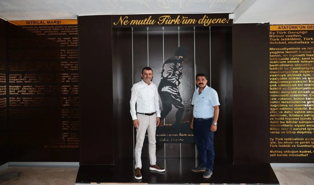 Denizli Büyükşehir Belediye Başkanı Bülent Nuri Çavuşoğlu, Sera Naylonu Desteği