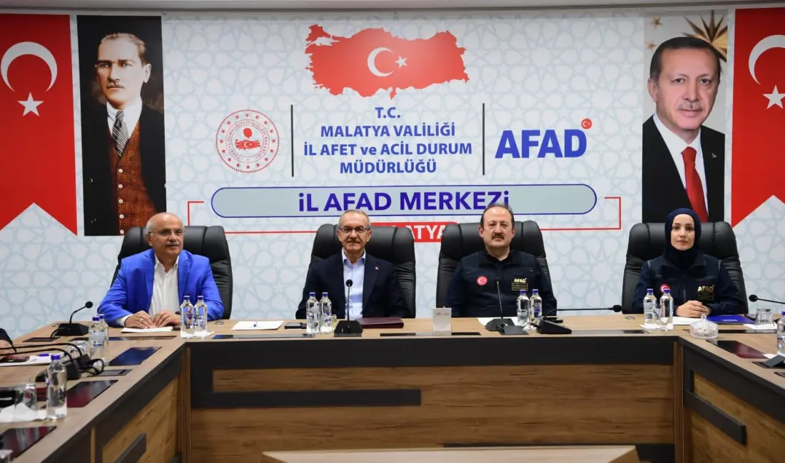 Malatya Büyükşehir Belediye Başkanı Sami Er, AFAD değerlendirme ve koordinasyon
