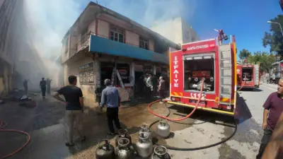 Adıyaman’ın Kahta ilçesinde Adeviye Bulvarı’nda meydana gelen dünkü iş yeri