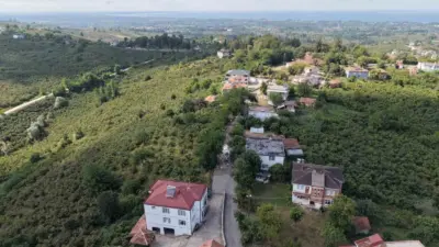 Samsun Terme Belediyesi’nin ilçe genelinde sürdürdüğü yol seferberliği aralıksız devam