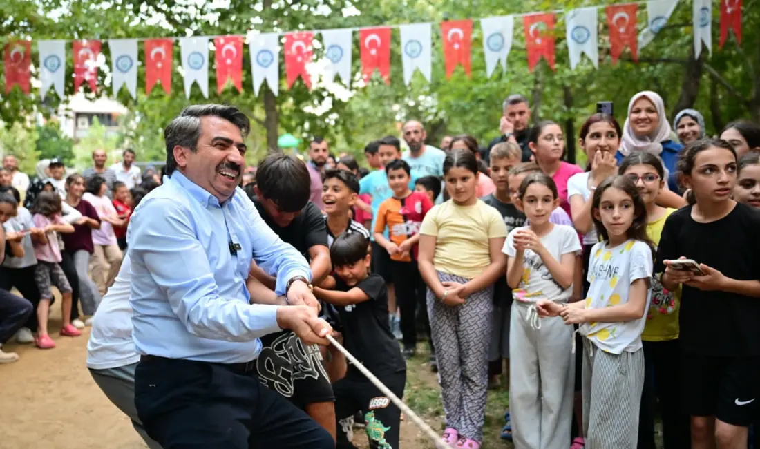 Yıldırım Belediyesi’nin çocukların sosyal gelişimlerini desteklemek amacıyla düzenlediği Geleneksel Mahalle