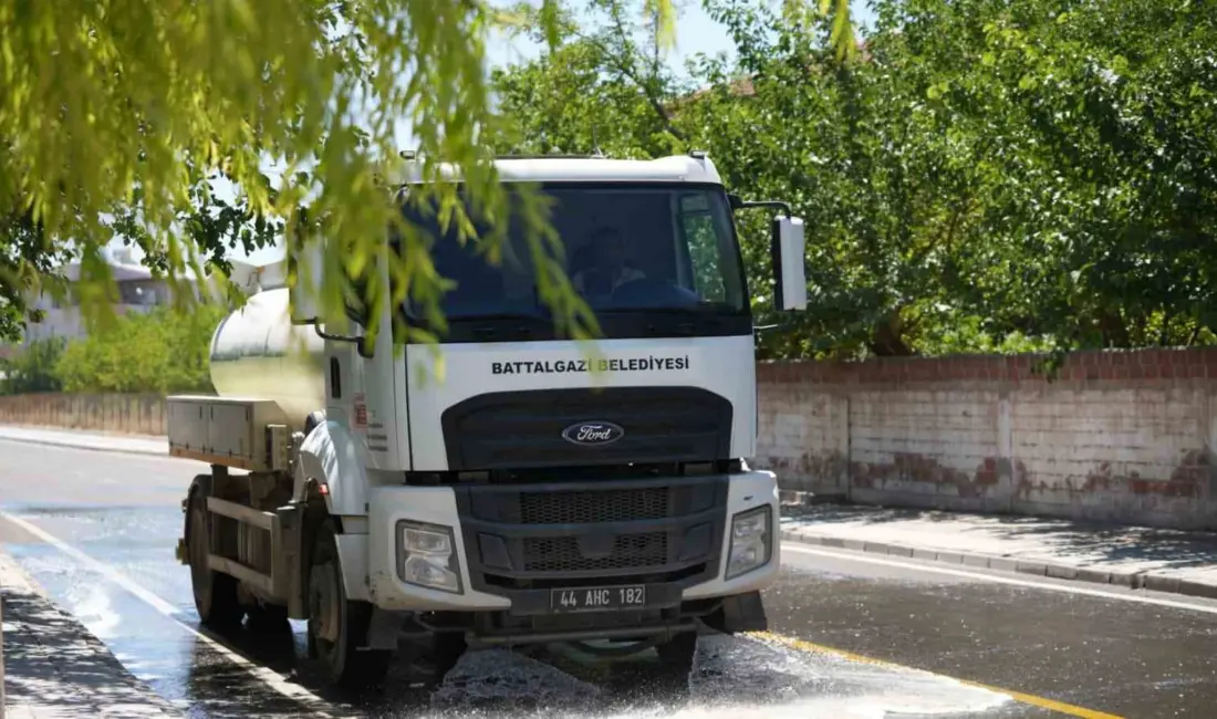 Battalgazi Belediyesi, ilçe genelindeki saha faaliyetleri kapsamında Karahan Mahallesi’nde kapsamlı
