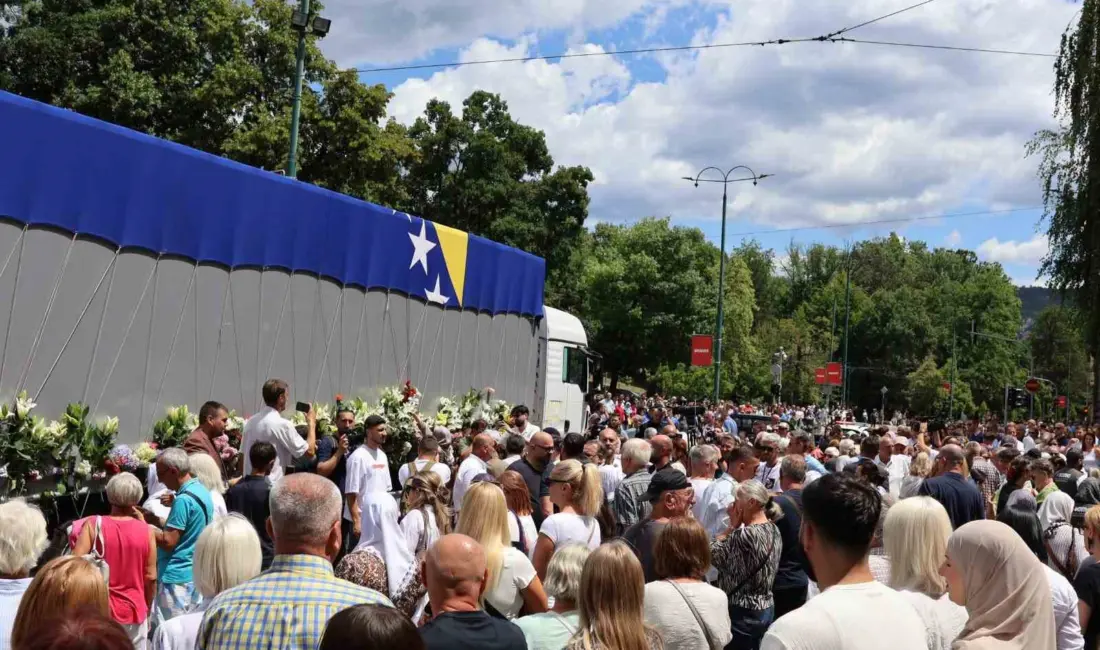 Srebrenitsa’da bu yıl toprağa verilecek soykırım kurbanı 10 şehidin kalıntılarını