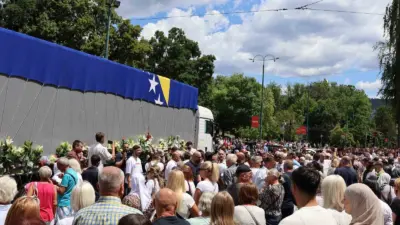 Srebrenitsa’da bu yıl toprağa verilecek soykırım kurbanı 10 şehidin kalıntılarını