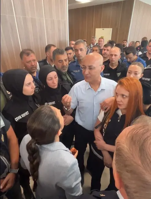 Bursa’da tutuklu bulunan CHP’li Bursa Büyükşehir Belediye Başkanı Mustafa Bozbey’in