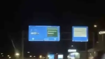 Bursa’da makas atarak ilerleyen lüks araç, başka bir araca çarptıktan