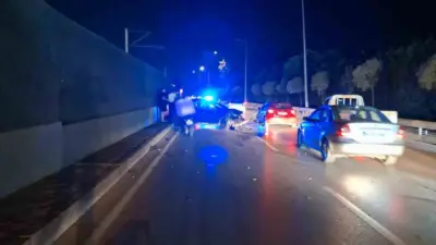 Bursa’nın Osmangazi ilçesinde kendisini sıkıştırdığını iddia ettiği araba yüzünden baz