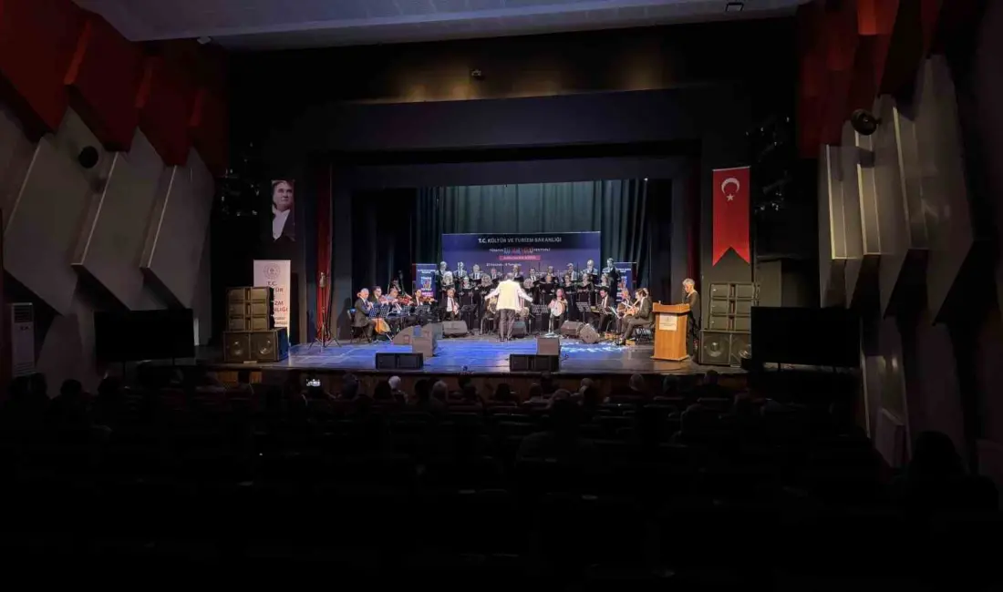 Bursa’nın fethinin 700. yılı etkinlikleri kapsamında düzenlenen “Türk Müziği Sözlü