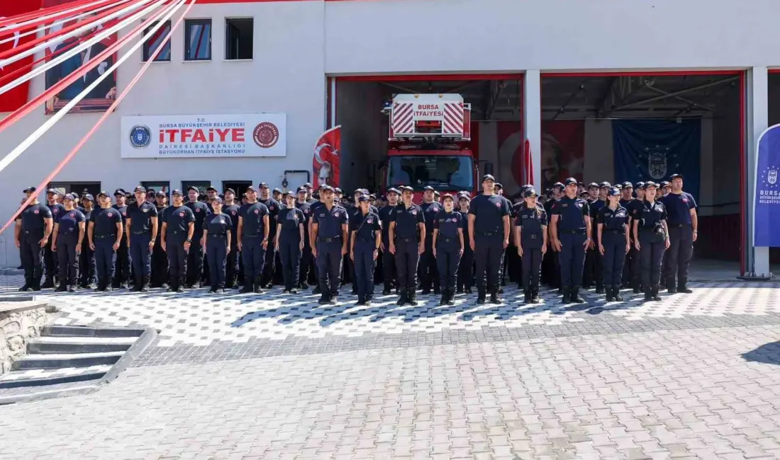 Bursa’da itfaiye teşkilatını personel ve ekipman destekleriyle güçlendiren Büyükşehir Belediyesi,
