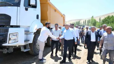 Malatya Büyükşehir Belediye Başkanı Sami Er, depremden sonra ayağa yeniden