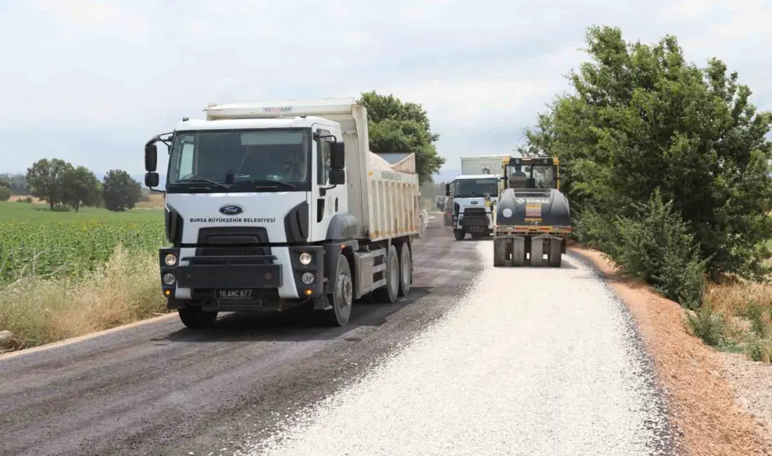 Bursa Büyükşehir Belediyesi, kırsal bölgelerde ulaşımı rahatlatacak yatırımlarına her geçen