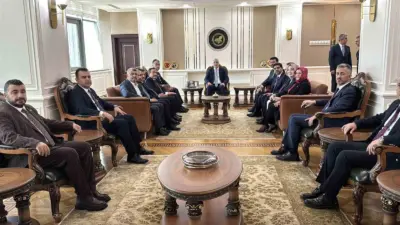 Çalışma ve Sosyal Güvenlik Bakanı Prof. Dr. Vedat Işıkhan, bir