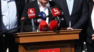 CHP Merkez Yönetim Kurulu toplantısının ardından açıklama yapan CHP Sözcüsü