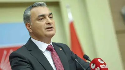 CHP Genel Başkan Yardımcısı ve Sözcüsü Müslim Sarı, 7 ile