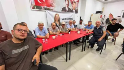 Manisa’nın Selendi ilçesinde CHP İlçe Başkanı Cemil Kurt, kadın ve