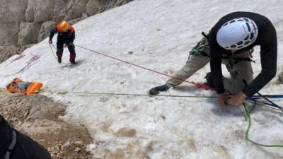 Türkiye’nin en tehlikeli ve neredeyse hiç çıkılmayan zirvelerinden Hakkari il
