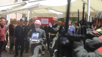 Hakkari’deki Cilo Dağı’nda zirve tırmanışı yaparken irtibatı kesilen ve bir