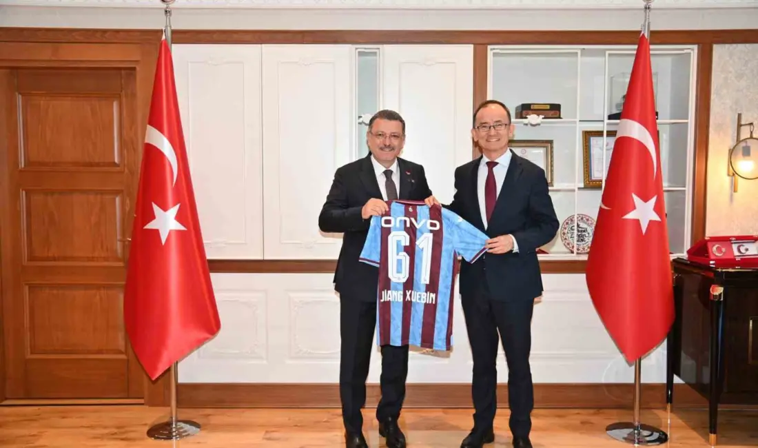 Trabzon Büyükşehir Belediye Başkanı Ahmet Metin Genç, Türkiye ile Çin
