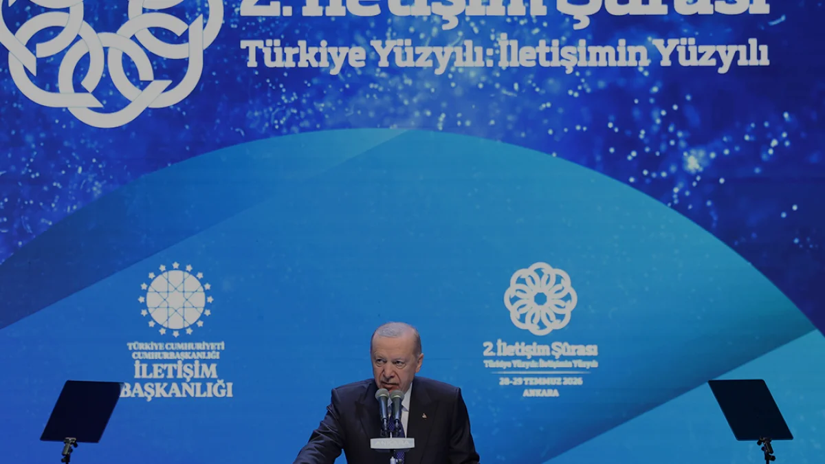 Cumhurbaşkanı Erdoğan, 2. İletişim Şûrası'nda dezenformasyonla mücadelenin millî güvenlik meselesi