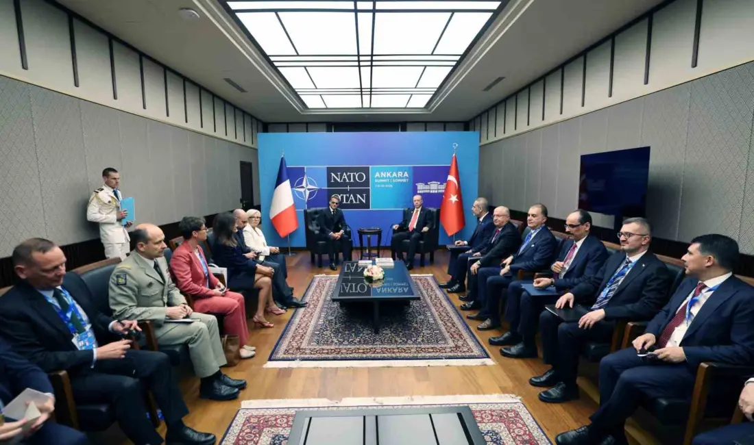 Cumhurbaşkanı Recep Tayyip Erdoğan, NATO Liderler Zirvesi kapsamında Fransa Cumhurbaşkanı