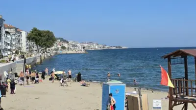 Güzelyalı Burgaz Sahili’nde saat 09.00 sıralarında, kıyıdan yaklaşık 5 metre