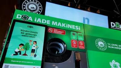 İnegöl’de DOA geri dönüşüm makineleri sayesinde vatandaşlar plastik, cam ve