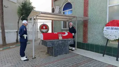 Bursa’da tedavi gördüğü hastanede 64 yaşında hayatını kaybeden emekli Binbaşı