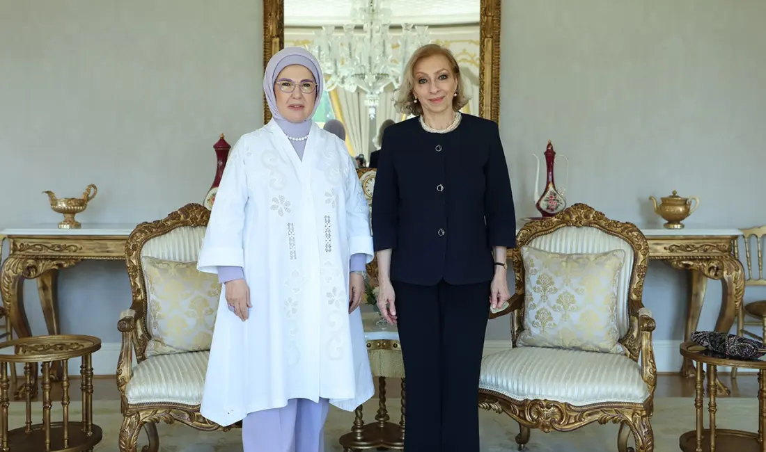 Cumhurbaşkanı Recep Tayyip Erdoğan’ın eşi Emine Erdoğan, Lübnan Başbakanı Nevvaf