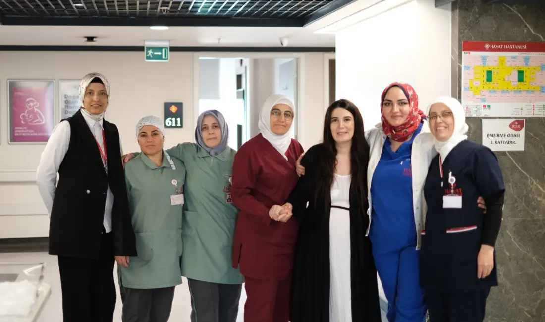 Gebeliğinin 24’üncü haftasında yapılan değerlendirmelerde servikal yetmezliği tanısıyla rahim ağzı