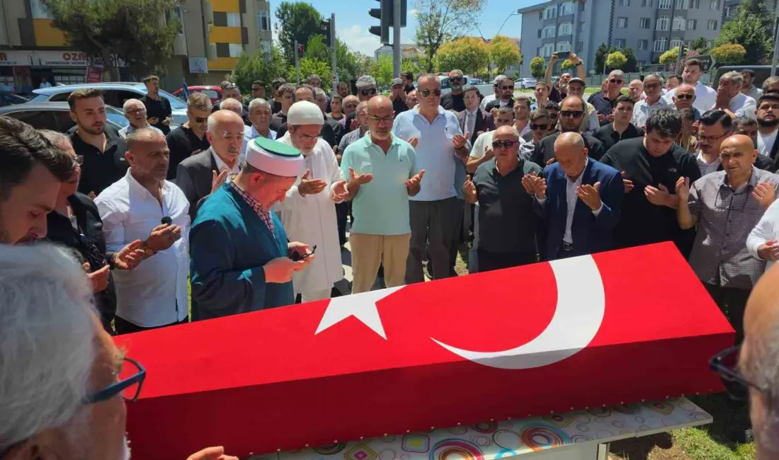 Tedavi gördüğü hastanede 72 yaşında hayatını kaybeden eski milletvekili Mehmet